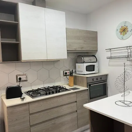 3 Bedroom Prime Location Near